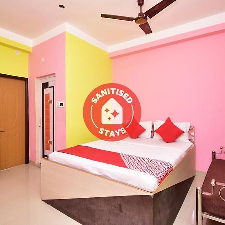 Oyo 16609 Trinayani Guest House ธาราพิธ ภายนอก รูปภาพ