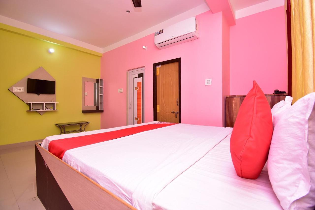 Oyo 16609 Trinayani Guest House ธาราพิธ ภายนอก รูปภาพ