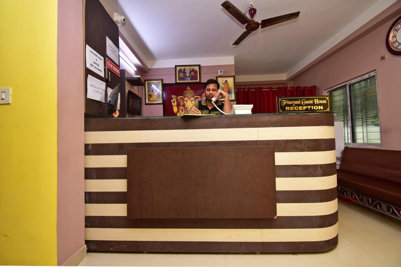 Oyo 16609 Trinayani Guest House ธาราพิธ ภายนอก รูปภาพ