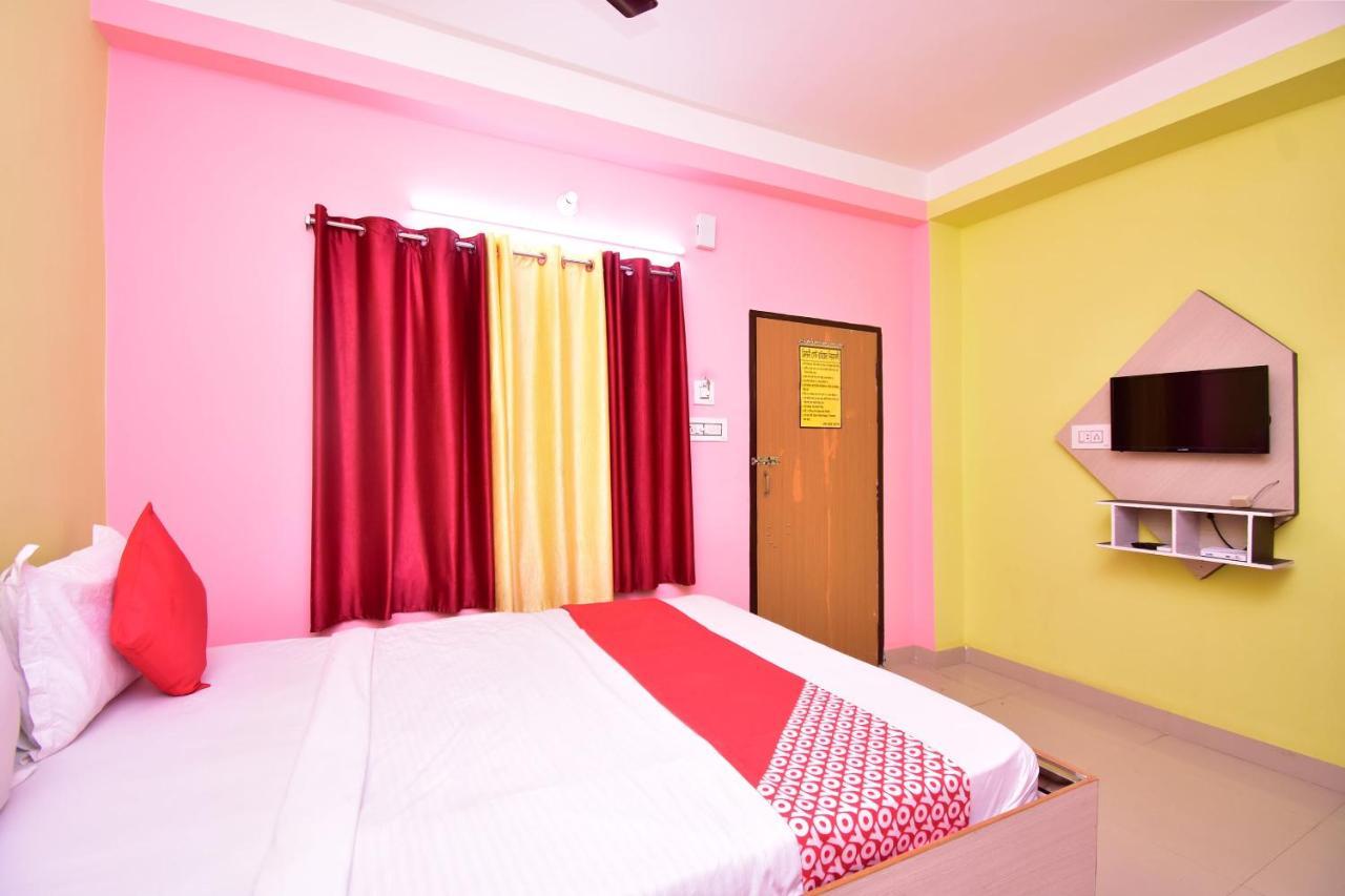 Oyo 16609 Trinayani Guest House ธาราพิธ ภายนอก รูปภาพ