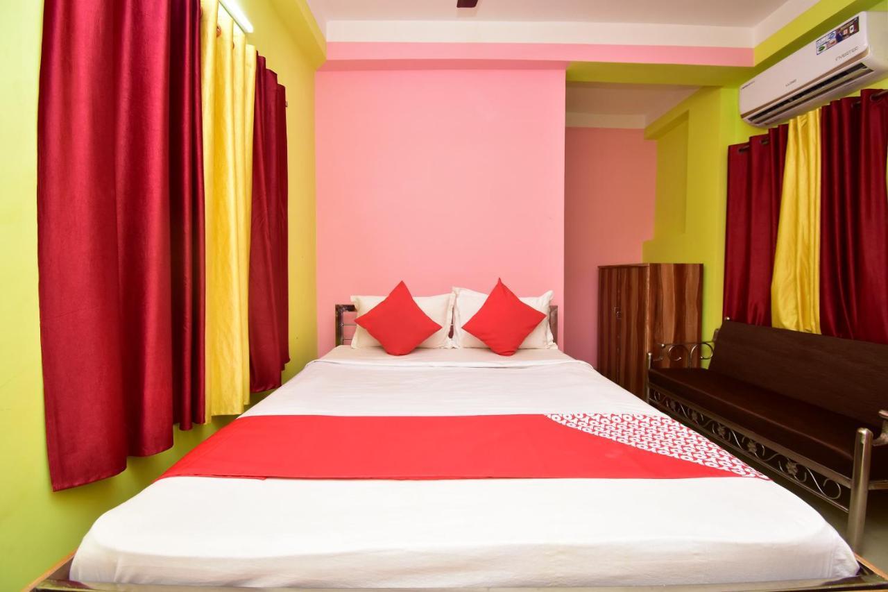 Oyo 16609 Trinayani Guest House ธาราพิธ ภายนอก รูปภาพ