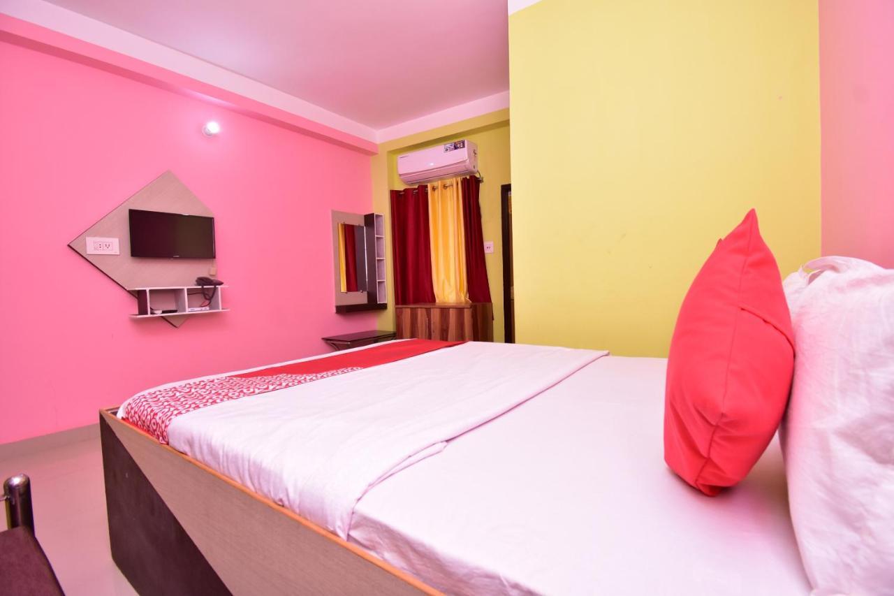 Oyo 16609 Trinayani Guest House ธาราพิธ ภายนอก รูปภาพ